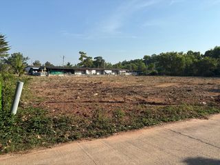 出售 土地 在 Klaeng, Rayong