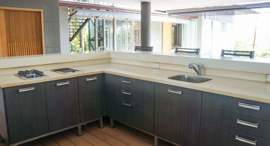 Villa en venta de 4 habitaciones en Thalang, Phuket