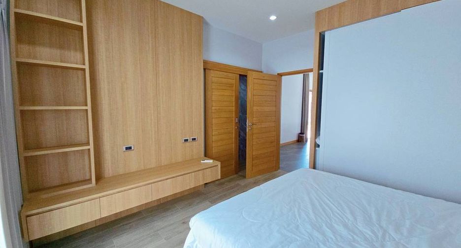 For rent そして for sale 3 ベッドルーム villa in Bang Lamung, Chonburi