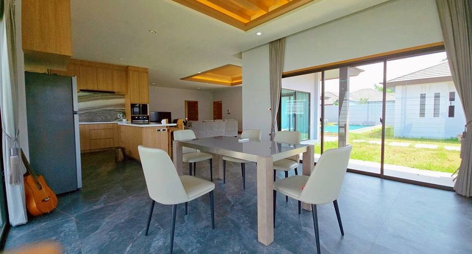 For rent そして for sale 3 ベッドルーム villa in Bang Lamung, Chonburi