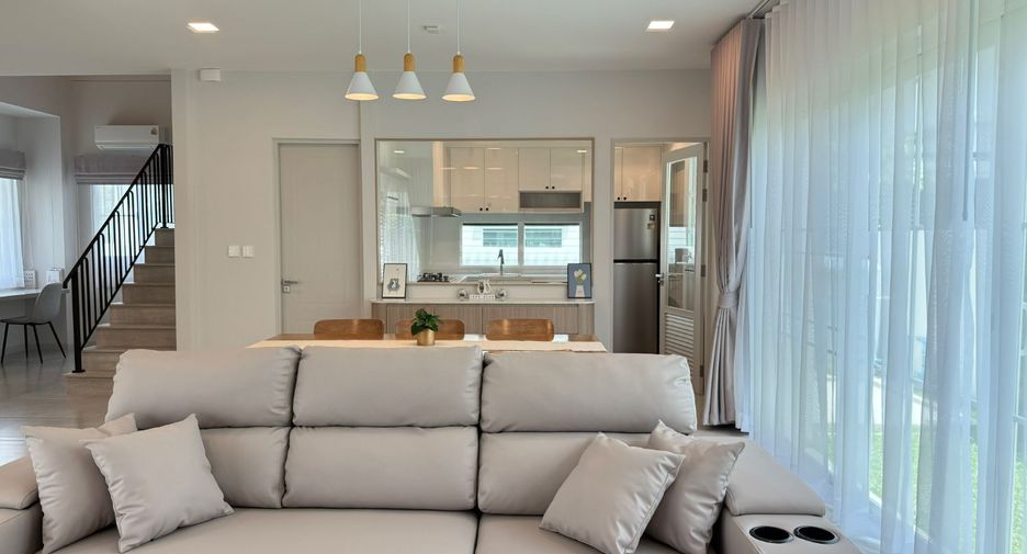 For rent 3 bedrooms house in Bang Phli, Samut Prakan