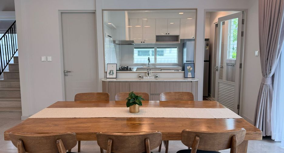 For rent 3 bedrooms house in Bang Phli, Samut Prakan