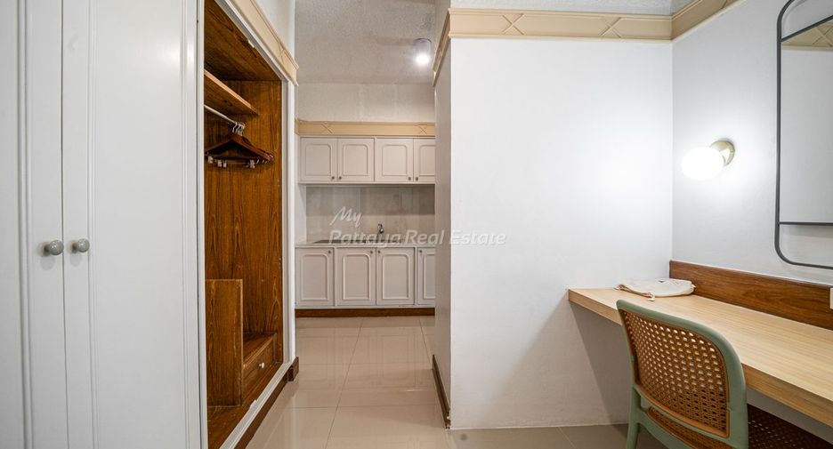 For sale 1 bed condo in Bang Lamung, Chonburi
