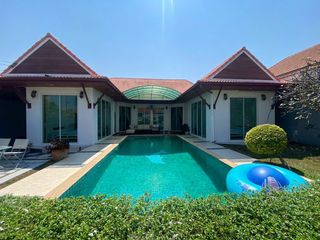 Villa zur Miete und zum Kauf mit 3 Zimmer in Bang Lamung, Chonburi