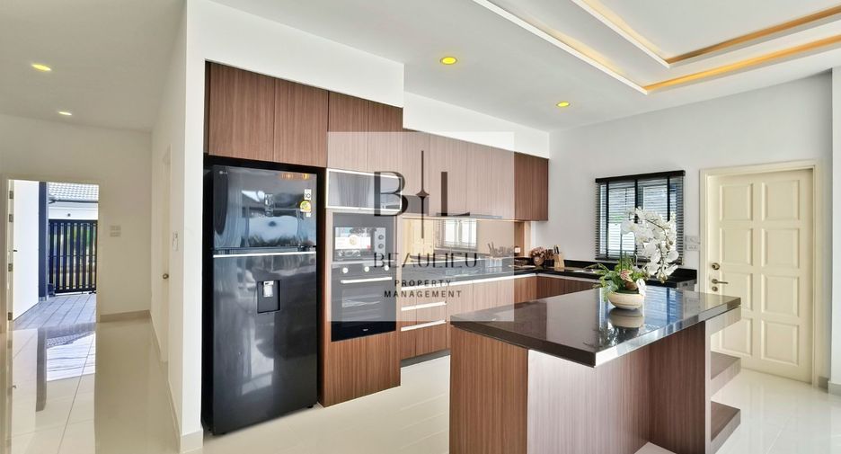 Casa en venta de 3 habitaciones en Bang Lamung, Chonburi