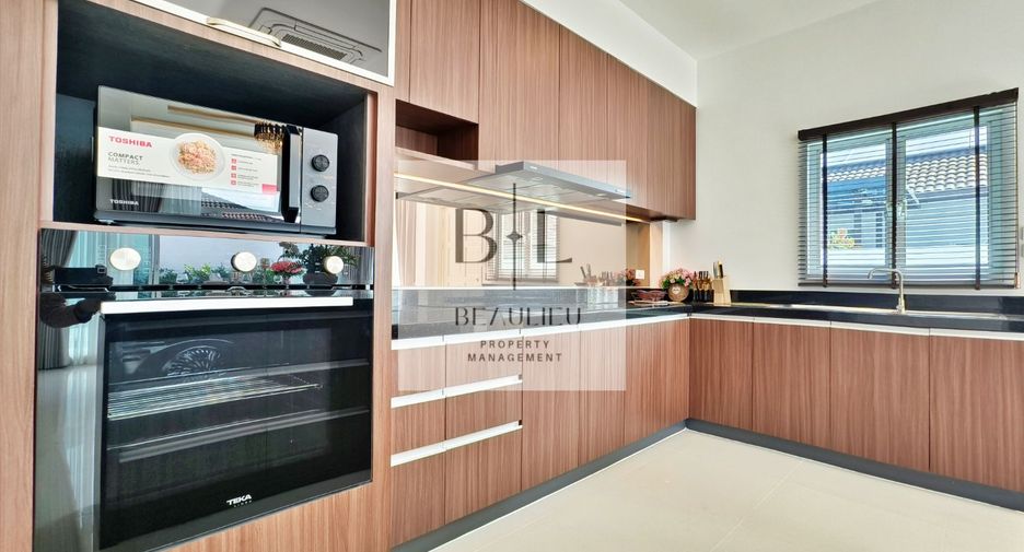 Casa en venta de 3 habitaciones en Bang Lamung, Chonburi