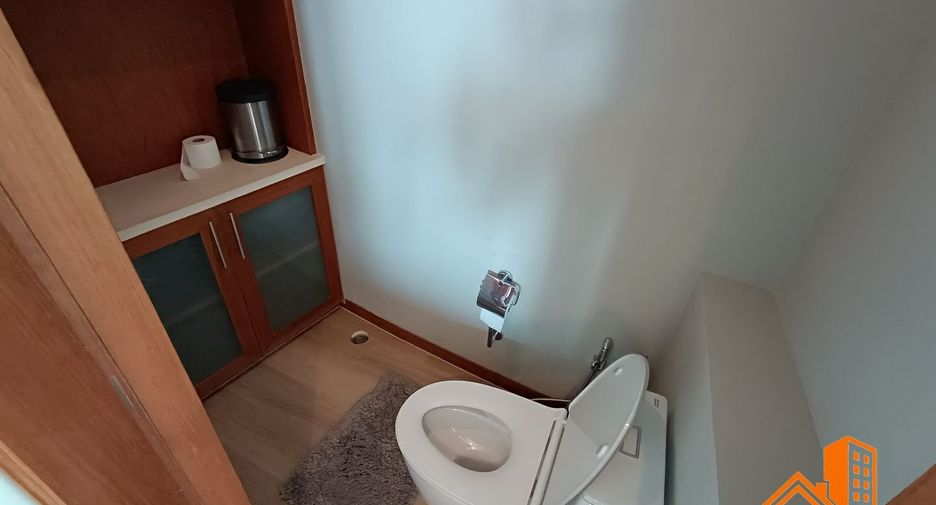 For sale 2 bedrooms condo in Sathon, Bangkok