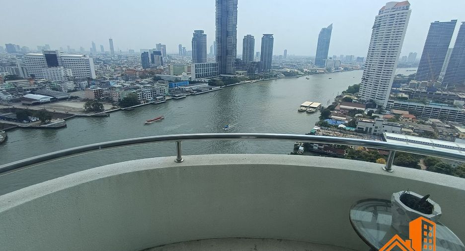 For sale 2 bedrooms condo in Sathon, Bangkok