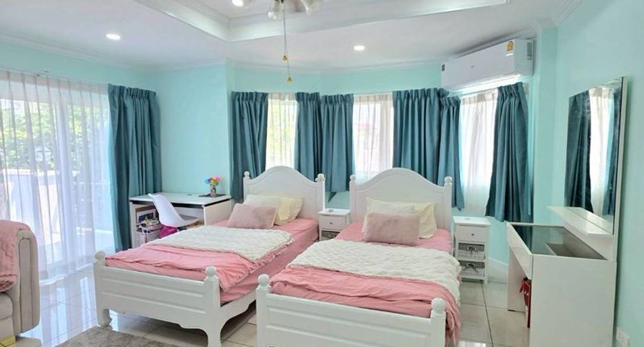 For sale 3 bedrooms house in Bang Lamung, Chonburi
