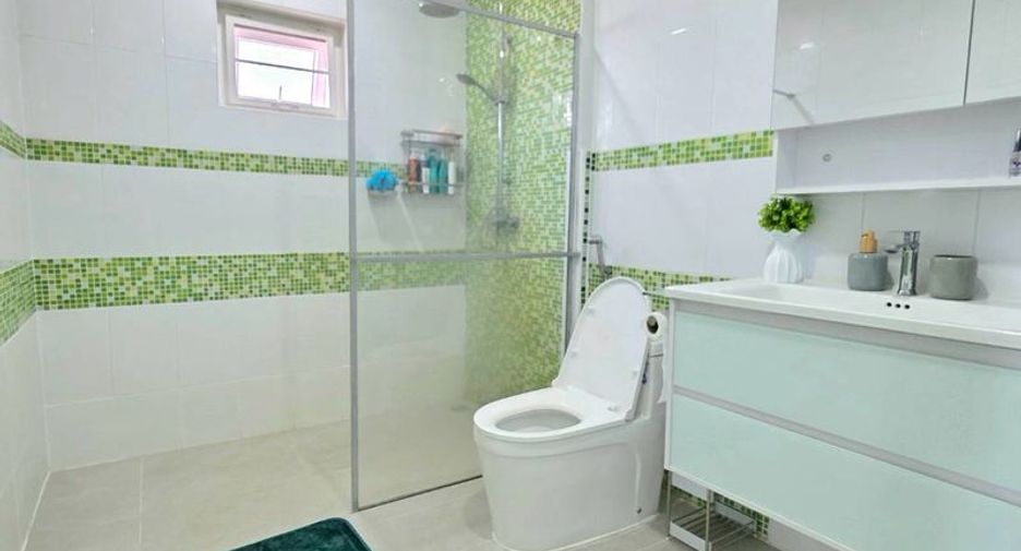For sale 3 bedrooms house in Bang Lamung, Chonburi