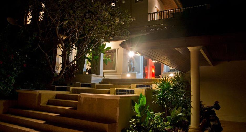 For sale 6 bedrooms villa in Thalang, Phuket