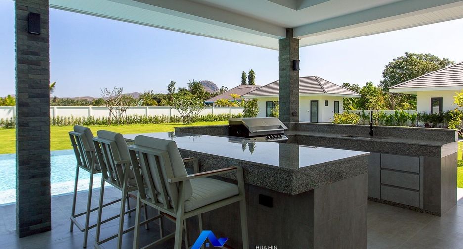 À vendre 5 chambres villa à Hua Hin, Prachuap Khiri Khan