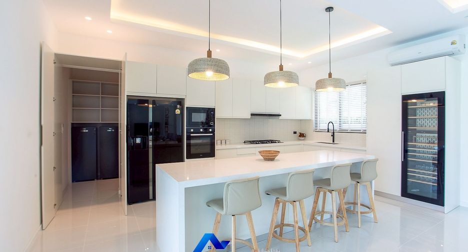 À vendre 5 chambres villa à Hua Hin, Prachuap Khiri Khan