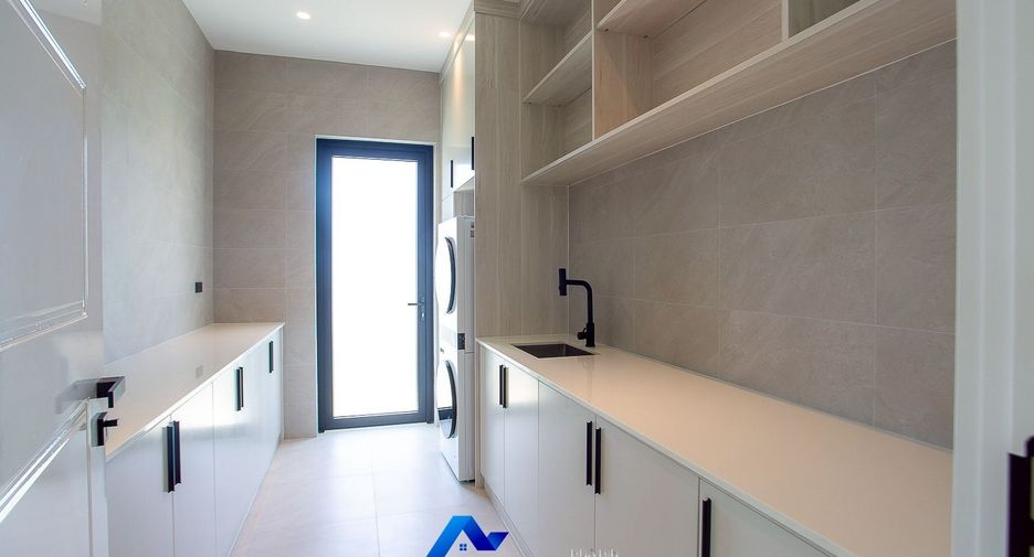 À vendre 5 chambres villa à Hua Hin, Prachuap Khiri Khan
