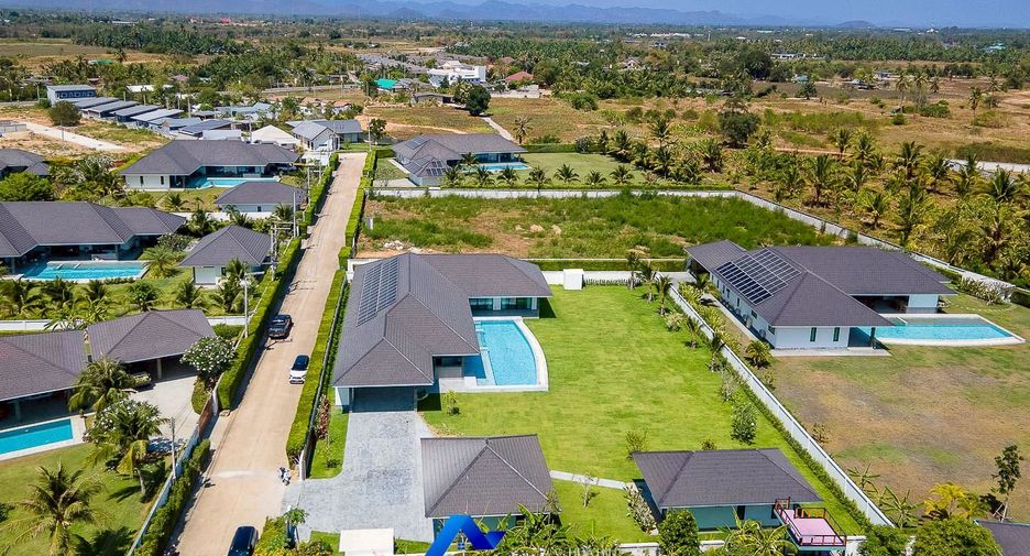 À vendre 5 chambres villa à Hua Hin, Prachuap Khiri Khan