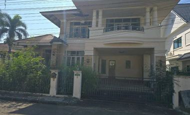 For sale 5 bedrooms house in Mueang Chiang Mai, Chiang Mai