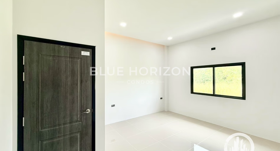 Haus zum Kauf mit 4 Zimmer in Sattahip, Chonburi