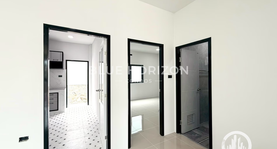 Haus zum Kauf mit 4 Zimmer in Sattahip, Chonburi