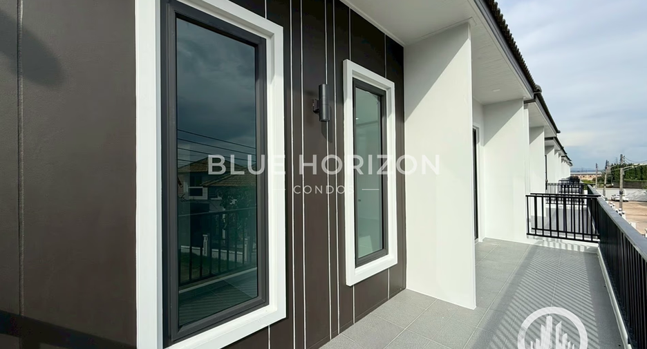 Haus zum Kauf mit 4 Zimmer in Sattahip, Chonburi