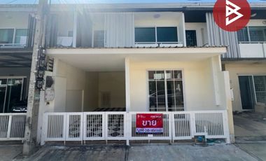 Reihenhaus zum Kauf mit 3 Zimmer in Khan Na Yao, Bangkok