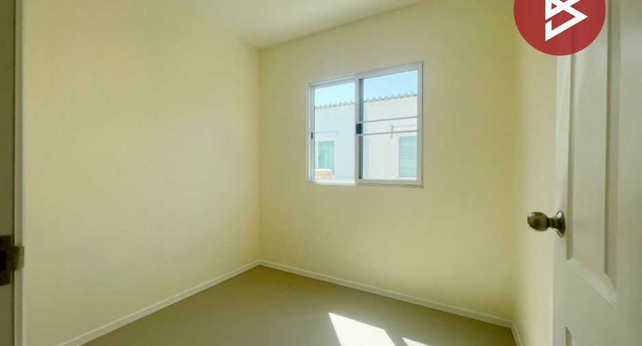 Casa adosada en venta de 3 habitaciones en Khan Na Yao, Bangkok