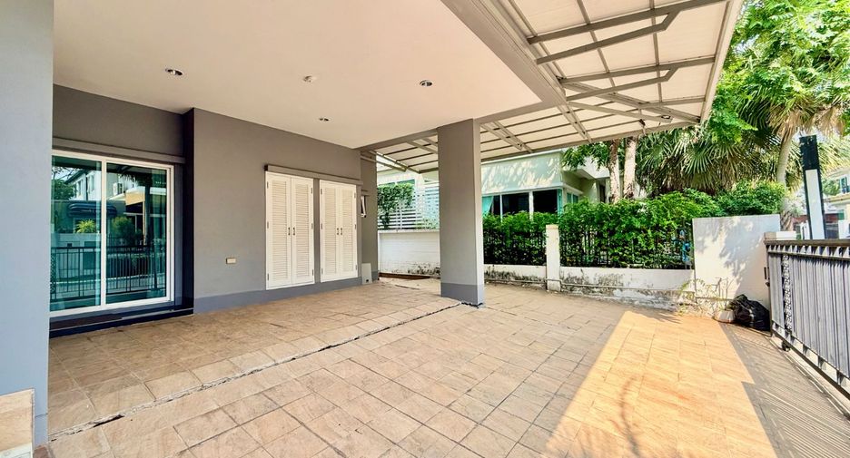 For sale 4 bedrooms house in Saphan Sung, Bangkok