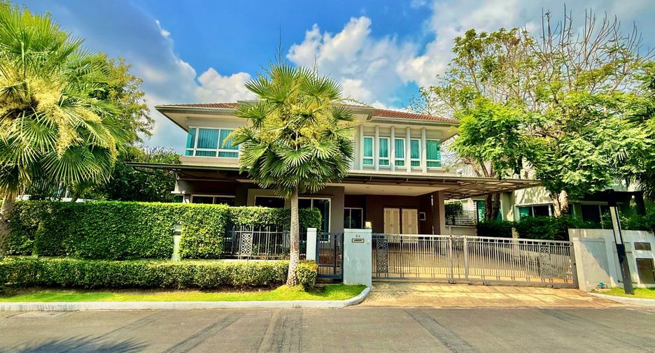 For sale 4 bedrooms house in Saphan Sung, Bangkok