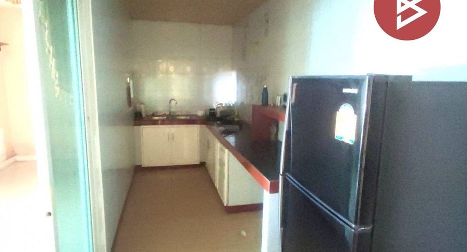 For sale 3 bedrooms townhouse in Krathum Baen, Samut Sakhon