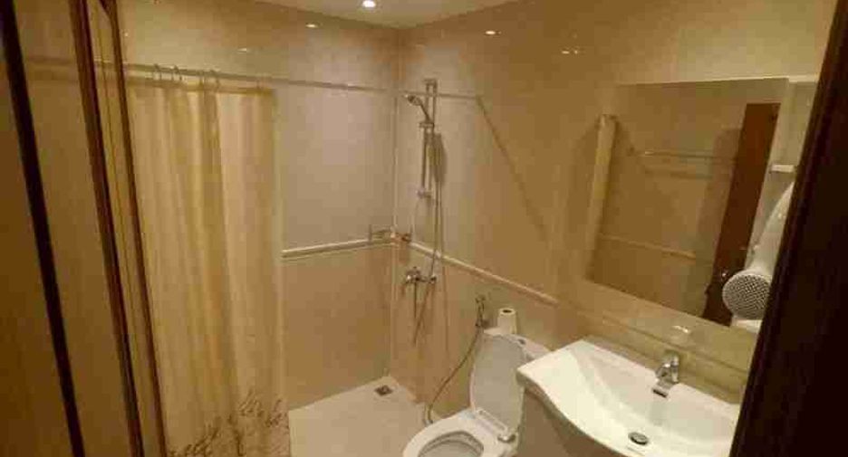 For sale 2 bedrooms condo in Bang Lamung, Chonburi