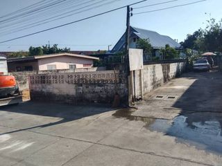 出售 土地 在 Si Racha, Chon Buri