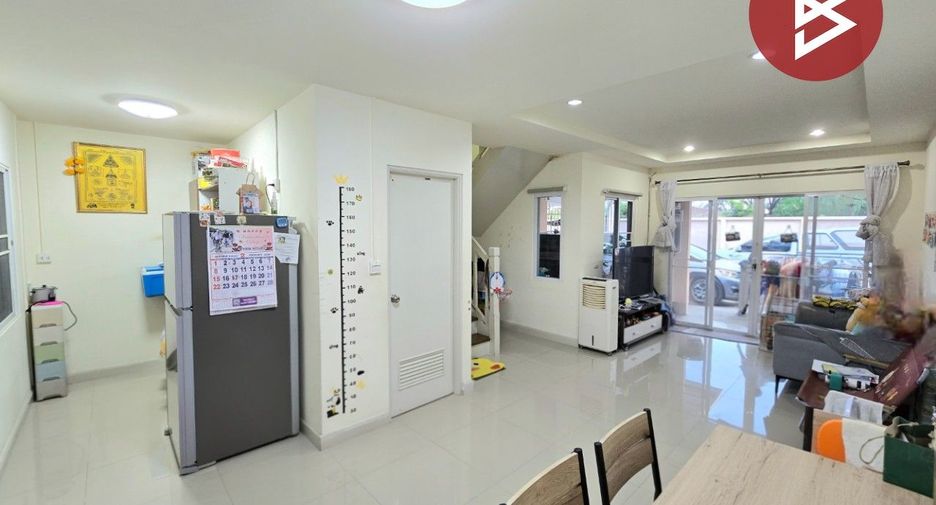 Casa en venta de 3 habitaciones en Bang Khun Thian, Bangkok