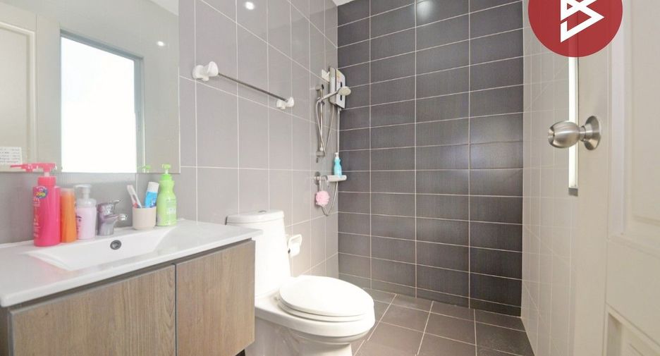 For sale 3 bedrooms house in Bang Phli, Samut Prakan