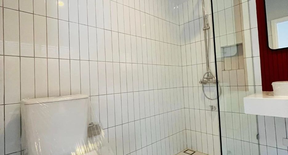 For rent 3 bedrooms townhouse in Mueang Chiang Mai, Chiang Mai