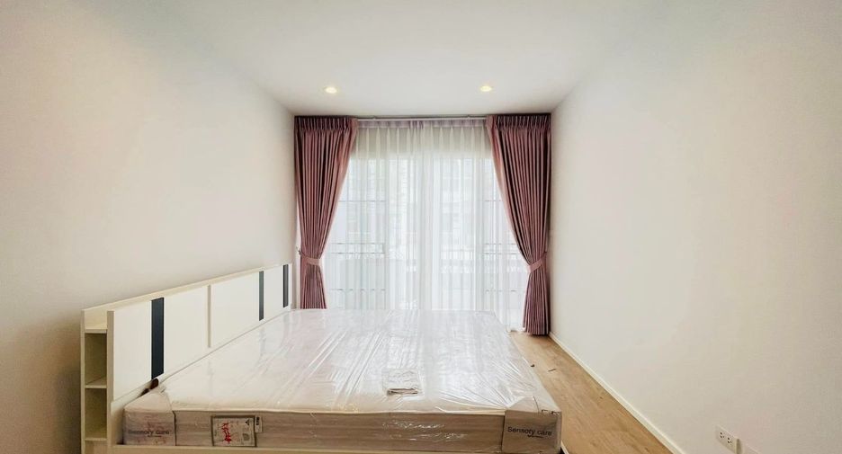 For rent 3 bedrooms townhouse in Mueang Chiang Mai, Chiang Mai