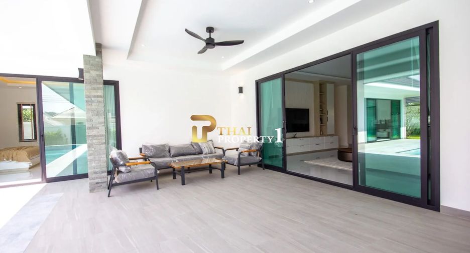 For sale 4 bedrooms villa in Hua Hin, Prachuap Khiri Khan
