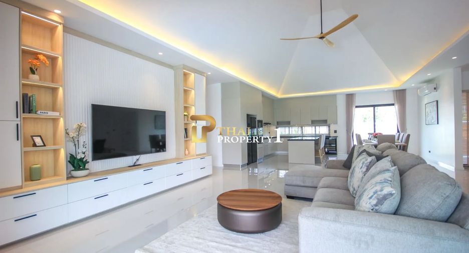 For sale 4 bedrooms villa in Hua Hin, Prachuap Khiri Khan
