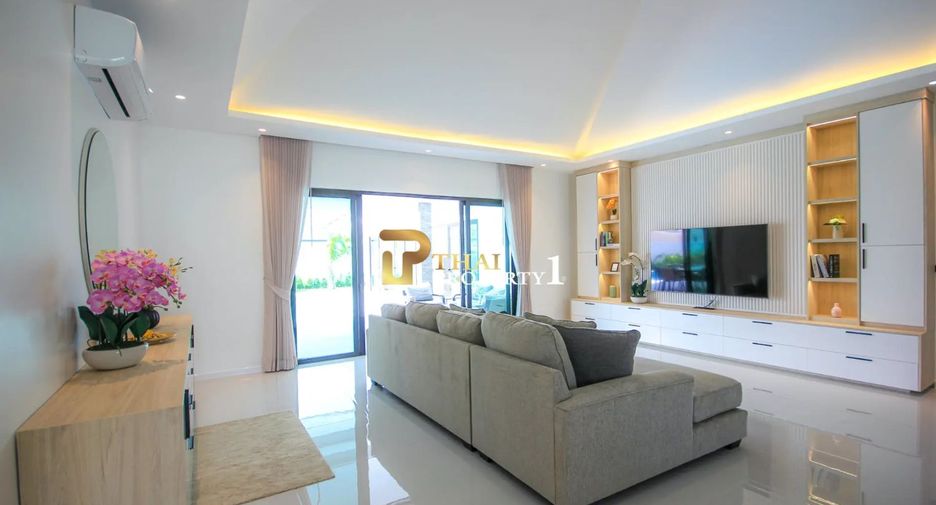 For sale 4 bedrooms villa in Hua Hin, Prachuap Khiri Khan