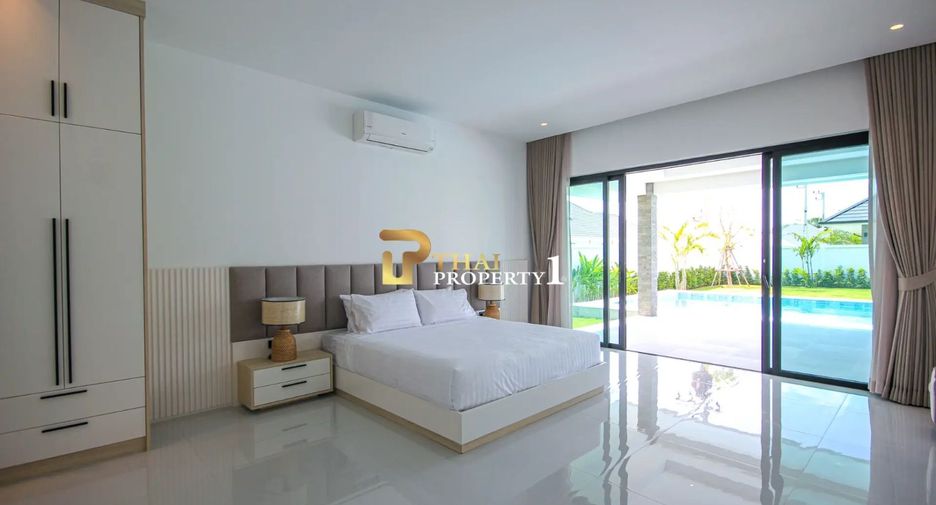For sale 4 bedrooms villa in Hua Hin, Prachuap Khiri Khan