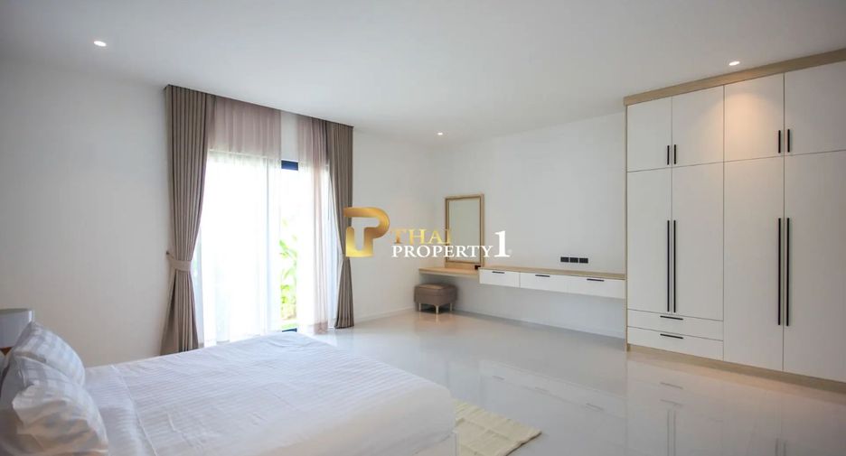For sale 4 bedrooms villa in Hua Hin, Prachuap Khiri Khan