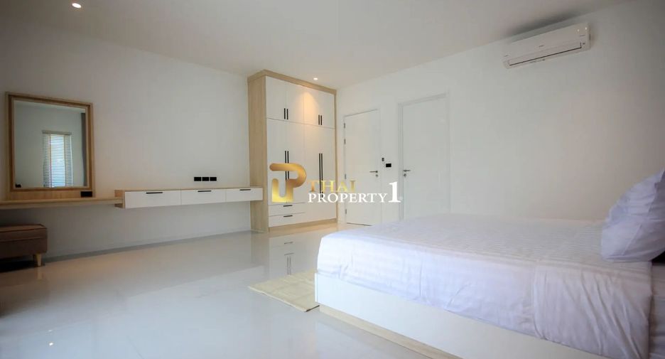 For sale 4 bedrooms villa in Hua Hin, Prachuap Khiri Khan