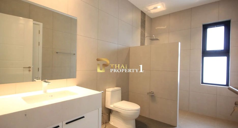 For sale 4 bedrooms villa in Hua Hin, Prachuap Khiri Khan