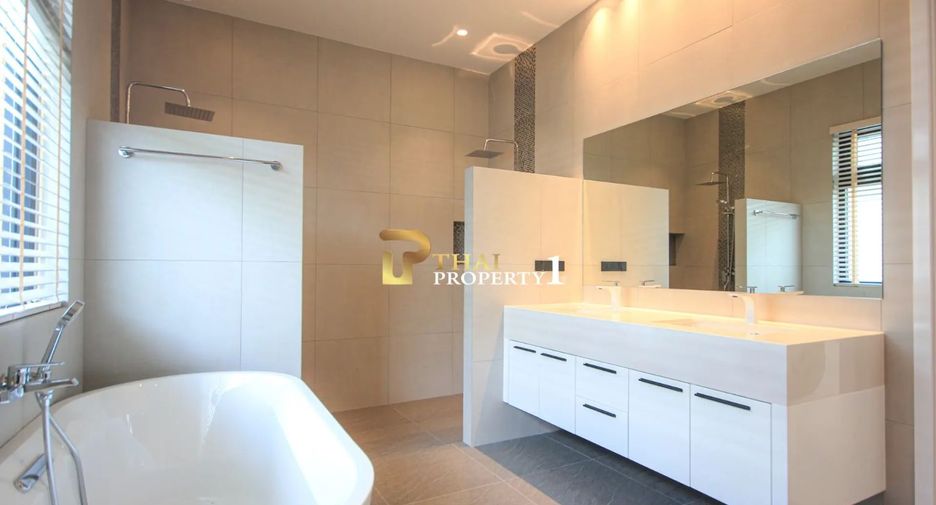 For sale 4 bedrooms villa in Hua Hin, Prachuap Khiri Khan