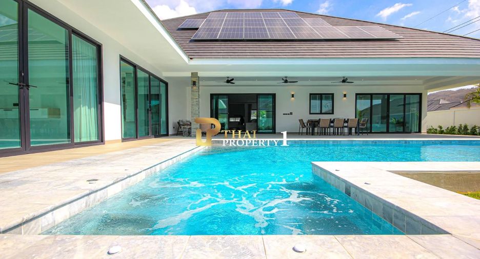 For sale 4 bedrooms villa in Hua Hin, Prachuap Khiri Khan