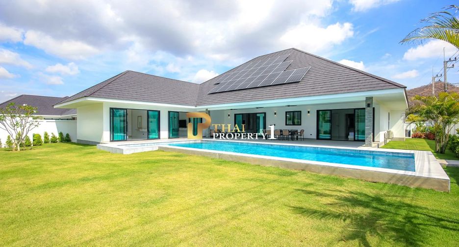 For sale 4 bedrooms villa in Hua Hin, Prachuap Khiri Khan