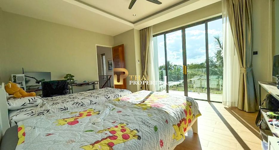 Villa zum Kauf mit 4 Zimmer in Hua Hin, Prachuap Khiri Khan