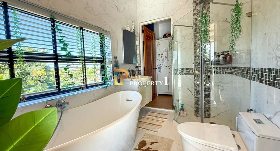 Villa zum Kauf mit 4 Zimmer in Hua Hin, Prachuap Khiri Khan