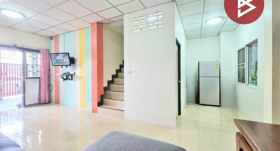 For sale 3 ベッドルーム townhouse in Phutthamonthon, Nakhon Pathom