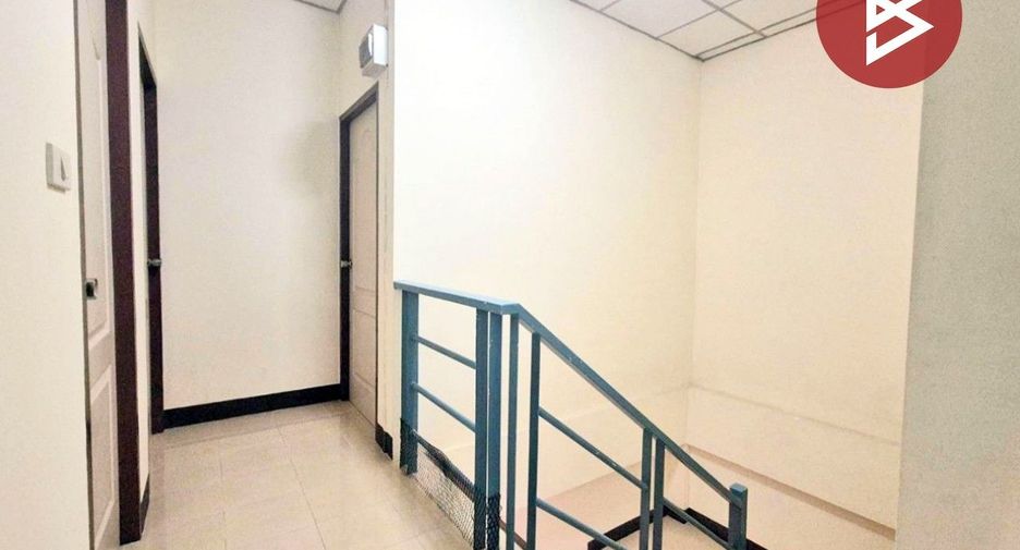 For sale 3 ベッドルーム townhouse in Phutthamonthon, Nakhon Pathom