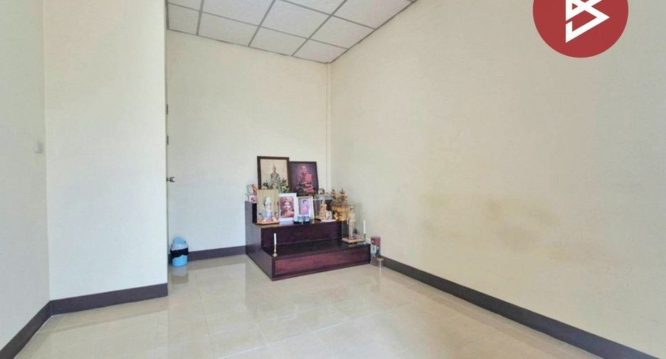 For sale 3 ベッドルーム townhouse in Phutthamonthon, Nakhon Pathom