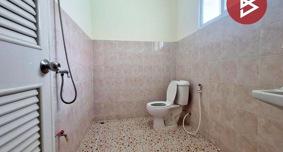 For sale 3 ベッドルーム townhouse in Phutthamonthon, Nakhon Pathom